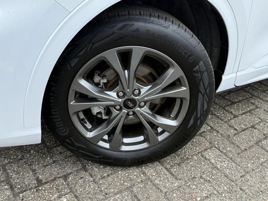 Ford Kuga 2.5 PHEV ST-Line-navi-winterpack-Frozen White