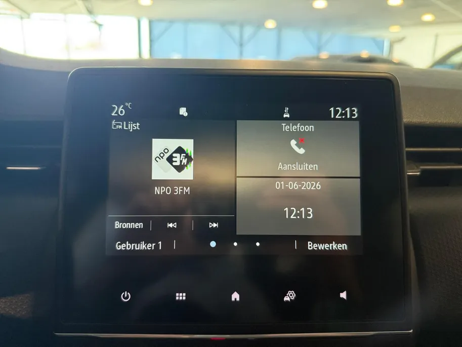 Renault Clio 1.6 E-Tech Hybrid 145 Equilibre *Automaat*Navi(Carplay)*Climate*Cruise*L.M. Velgen