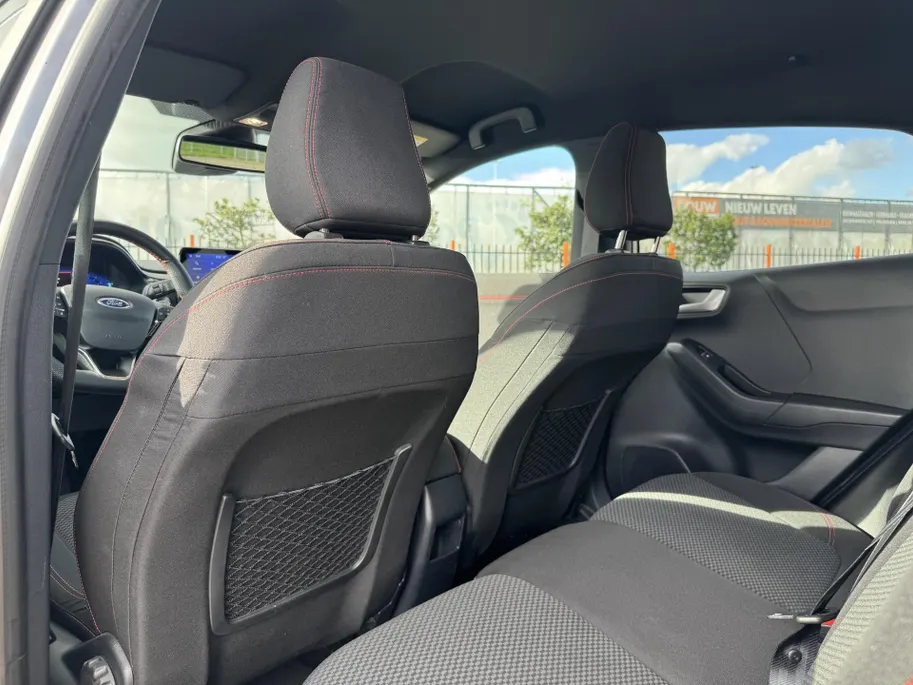 Ford Puma 1.0 EcoBoost Hybrid 125 pk ST-Line Navigatie - Apple Carplay/ Android Auto - Winter Pack - Achteruitrijcamera