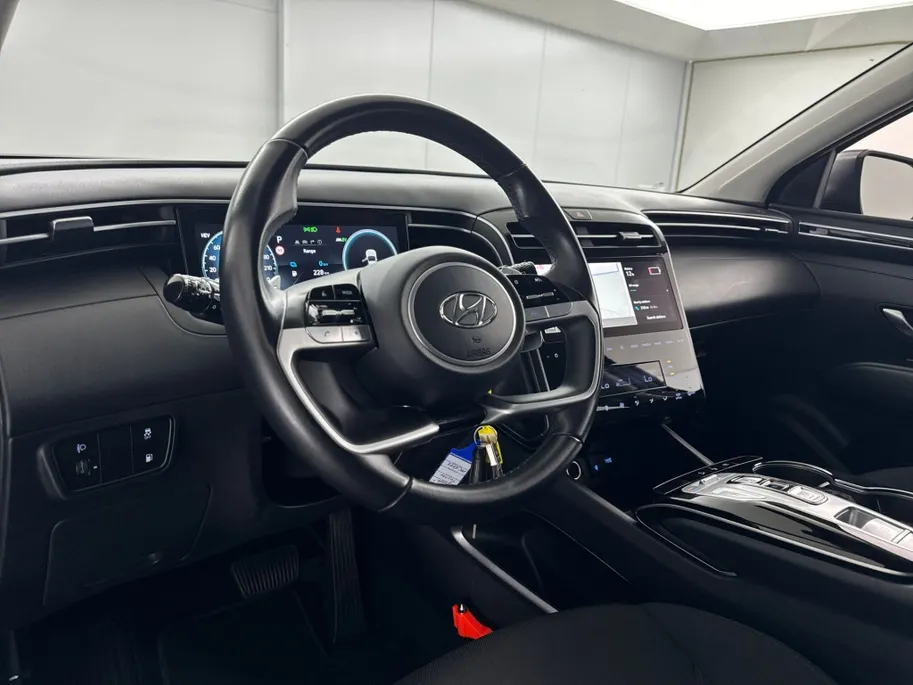 Hyundai Tucson 1.6 T-GDI PHEV 265 PK 4WD | 19'' L.M. Velgen | Adaptieve Cruise Control | Parkeercamera