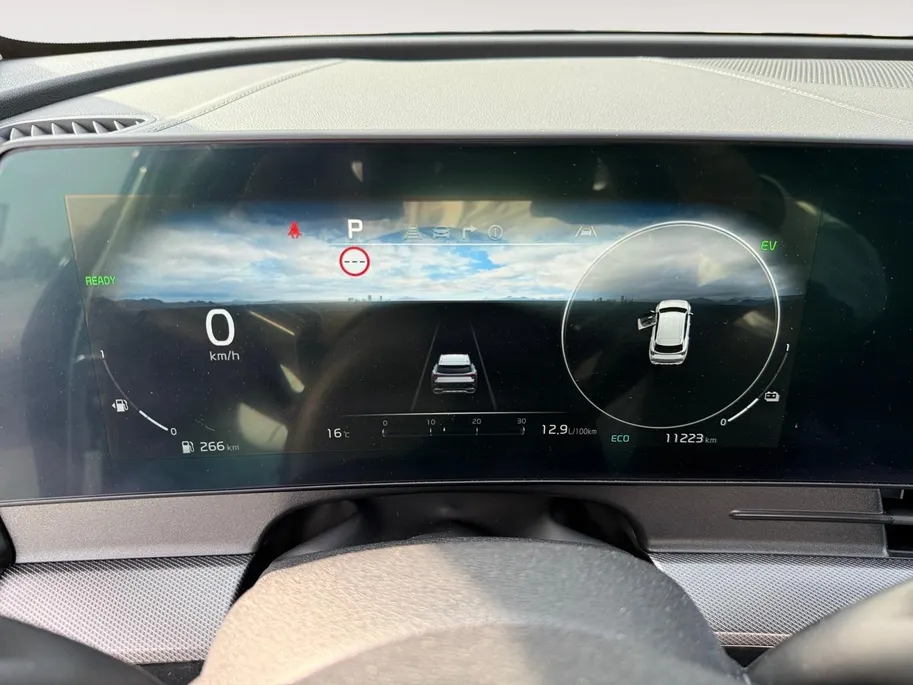 Kia Sportage 1.6 T-GDi Hybrid DynamicPlusLine | Navi | Clima | Adaptive Cruise | Camera | Panorama-/Schuifdak | Stoel-/Stuurverwarming | 18'' LM Velgen | Apple Carplay & Android Auto
