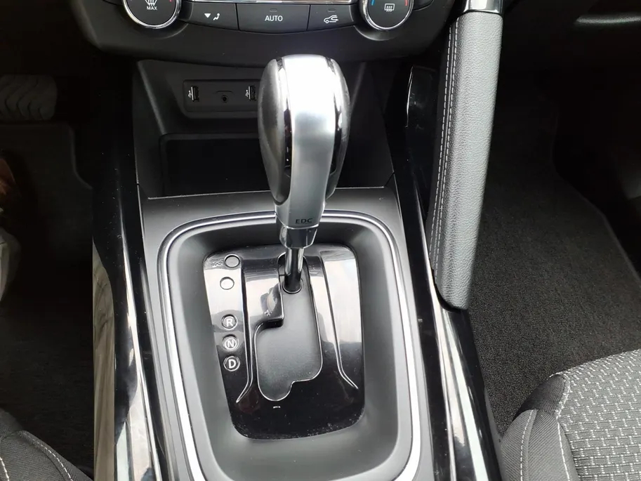 Renault Kadjar 1.2 TCe Limited Automaat | Navigatie | Trekhaak | Dealer onderhouden | 1 jaar garantie