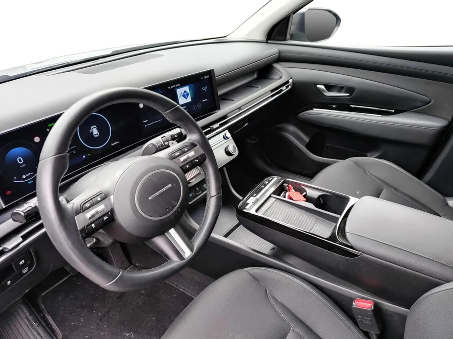Hyundai Tucson 1.6 T-GDI HEV Comfort Smart | Als nieuw! | Stoelverwarming | Climate Control | Incl. 12 maanden garantie, APK, Onderhoudsbeurt etc. Premiumpakket gratis! |