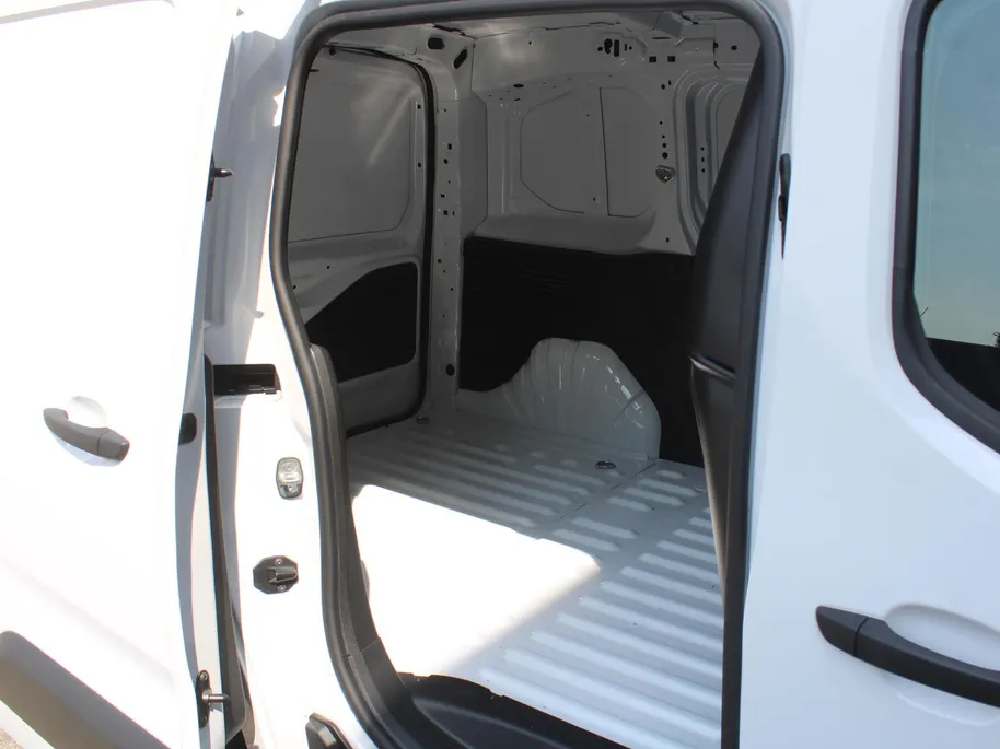 Toyota ProAce CITY 1.2 Turbo L1 Comfort | Clima | Cruise | 3-zits | Benzine! Mag alle milieu zones in! |