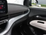 Fiat 500C La Prima 42 kWh | 'Matt Grijs' | Technology | Winter | Camera | 17'