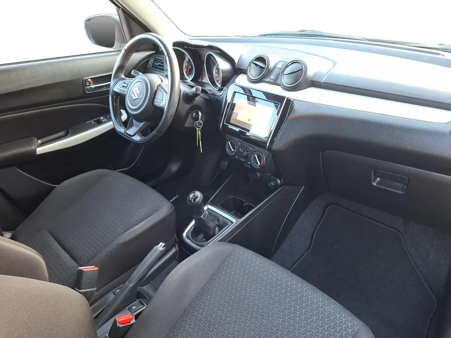 Suzuki Swift 1.2 Select | Dealeronderhouden | Navigatie | Trekhaak | Stoelverwarming