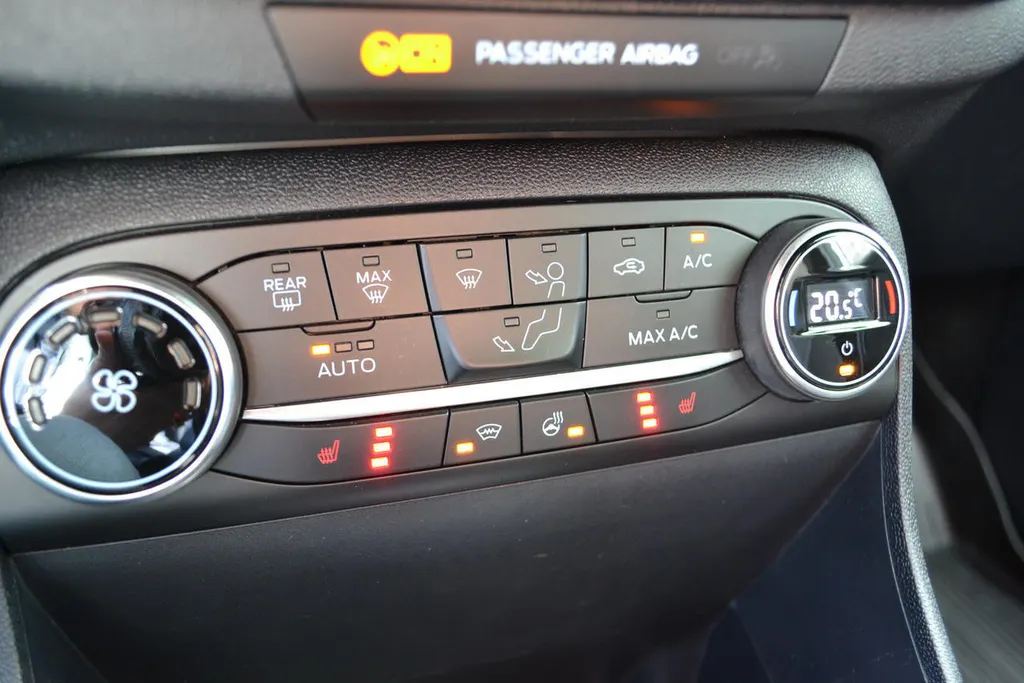 Ford Fiesta 1.0 ECOB. ACTIVE|CLIMA|17INCH|CARPLAY