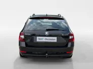 Škoda Octavia Combi 1.5 TSI Greentech Ambition Business | Automaat | Navigatie | Apple carplay & Android auto | Parkeersensoren voor en achter | Achteruitrijcamera | Elektr. achterklep | Afneembare trekhaak | Stoelverwarming voor | Bovag garantie |