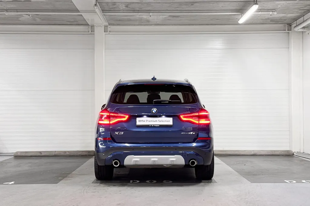 BMW X3 xDrive30e Business Edition Plus