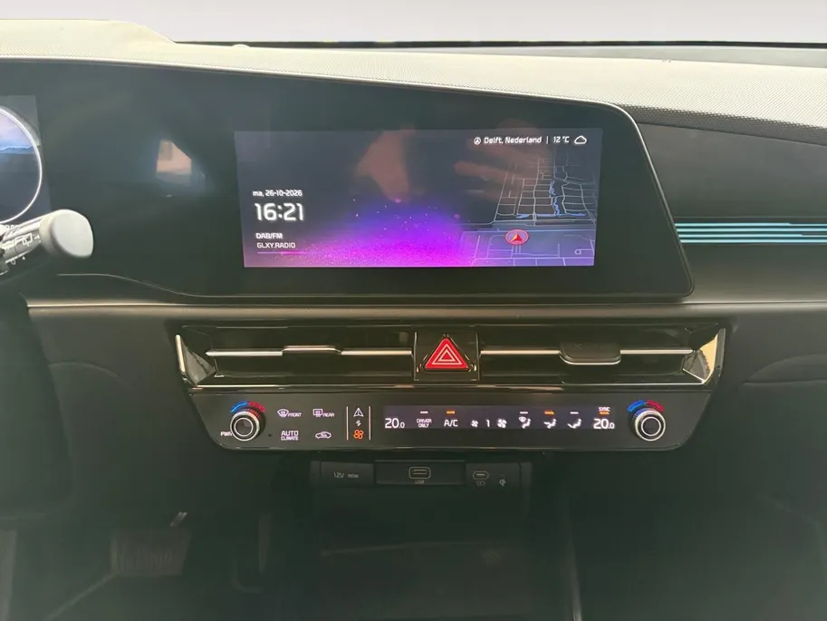 Kia Niro EV Edition Advanced 64.8 kWh | *1E EIGENAAR | FABRIEKSGARANTIE | *LAGE KM-STAND | APPLE CARPLAY/ ANDROID AUTO | STUUR/ STOELVERWARMING | NAVI | CAMERA | ETC…