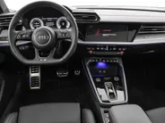 Audi A3 Sportback 45 TFSIe 272pk S edition Competition · Panoramadak · Camera · Leder Interieur · Elek. achterklep · Stoelverwarming · 18'' Inch · Garantie t/m 22-10-2030 of 100.000km