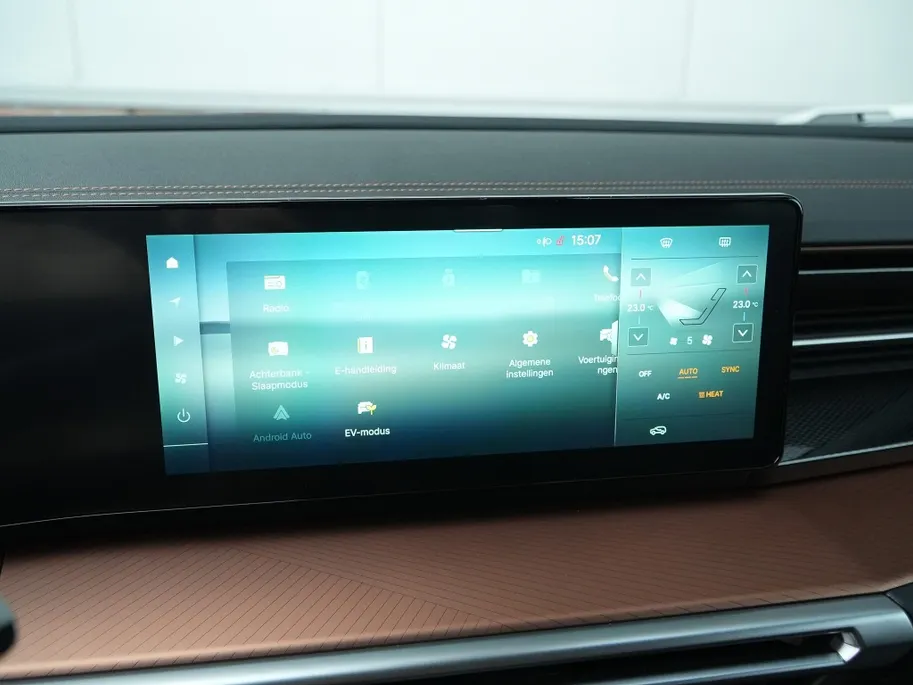 KGM Torres EVX Platinum | Warmtepomp | Leder | carplay | Navi | Camera