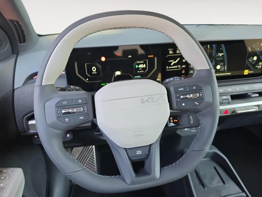 Kia EV3 GT-Line Business Edition 81.4 kWh | Navigatie | Stoel + Stuur verwarming | Navigatie | Climate control | Parkeer camera achter