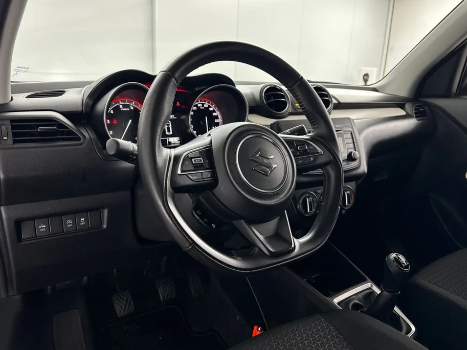Suzuki Swift 1.2 Comfort Smart Hybrid | Airco | Adaptieve Cruise Control | Bluetooth