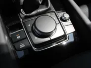 Mazda 3 2.0 e-SkyActiv-G M Hybrid 150 Homura | Stoelverwarming | Camera | Dodehoek detectie | HUD | 18' LM | LED | Cruise adapt. |