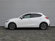 Mazda 2 1.5 Skyactiv-G GT-M | Trekhaak | Camera | Stoelverwarming | 16' LM | Navi | Cruise | Clima | Dodehoek detectie | LED | HUD |