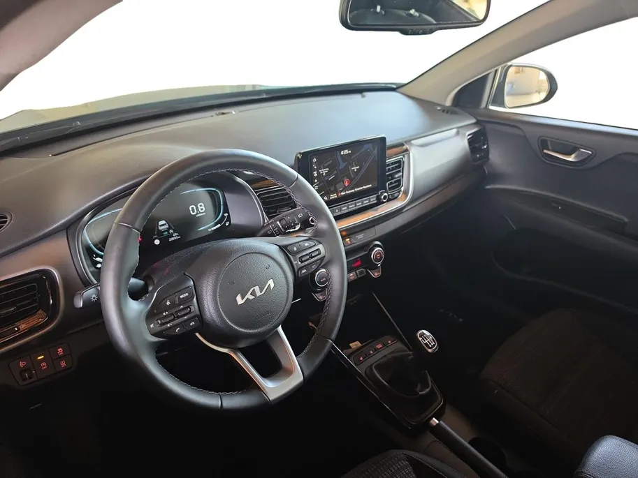 Kia Stonic 1.0 T-GDi MHEV DynamicPlusLine | Navigatie | Climate control | Stoel + Stuur verwarming | Parkeer camera achter