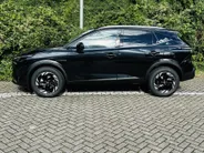 Nissan QASHQAI 1.3 MHEV Xtronic N-Connecta | NISSAN MORE 10 Jaar garantie | €6000,- korting inclusief inruilpremie | Andrioid/Apple Carplay | 360graden camera's | Stoel-/ Stuur-/ Voorruitverwarming | Panoramadak |