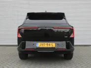 Kia EV5 GT-PlusLine 81.4 kWh | Schuifdak | Stuur-/stoelverwarming + ventilatie | Warmtepomp | 360 Camera | Geheugenstoel | Leer | HUD | LED | 19' LM |