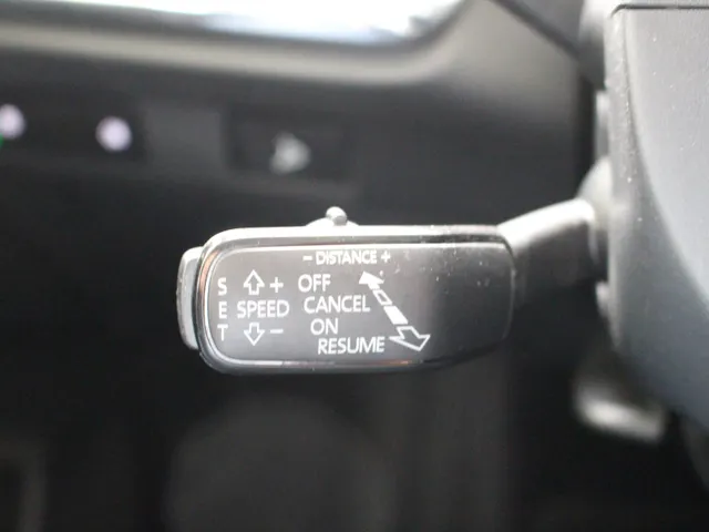 Škoda Enyaq iV 60 Navigatie | Parkeercamera | Climate Control | Cruise Control | 92% SoH