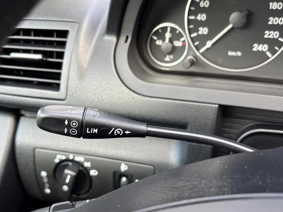 Mercedes-Benz A-Klasse 180 Avantgarde Automaat | Airco | Cruise Control | Stoelverwarming | Bluetooth | 12 maanden garantie! |