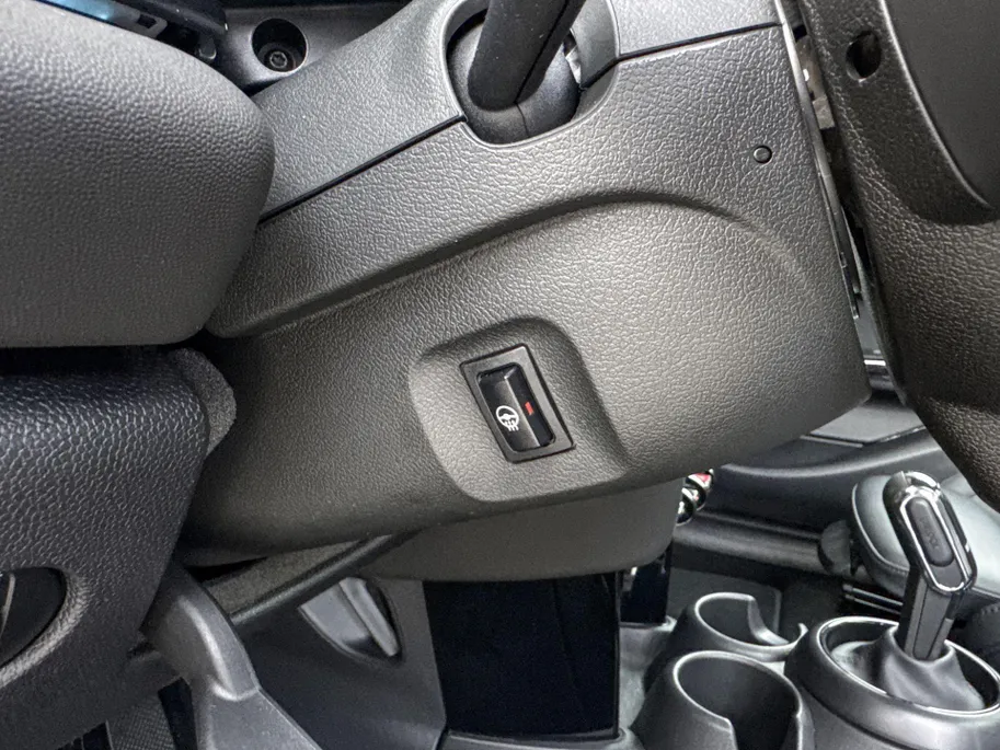 MINI Cooper 5-deurs 1.5 Cooper Camden Plus Edition
