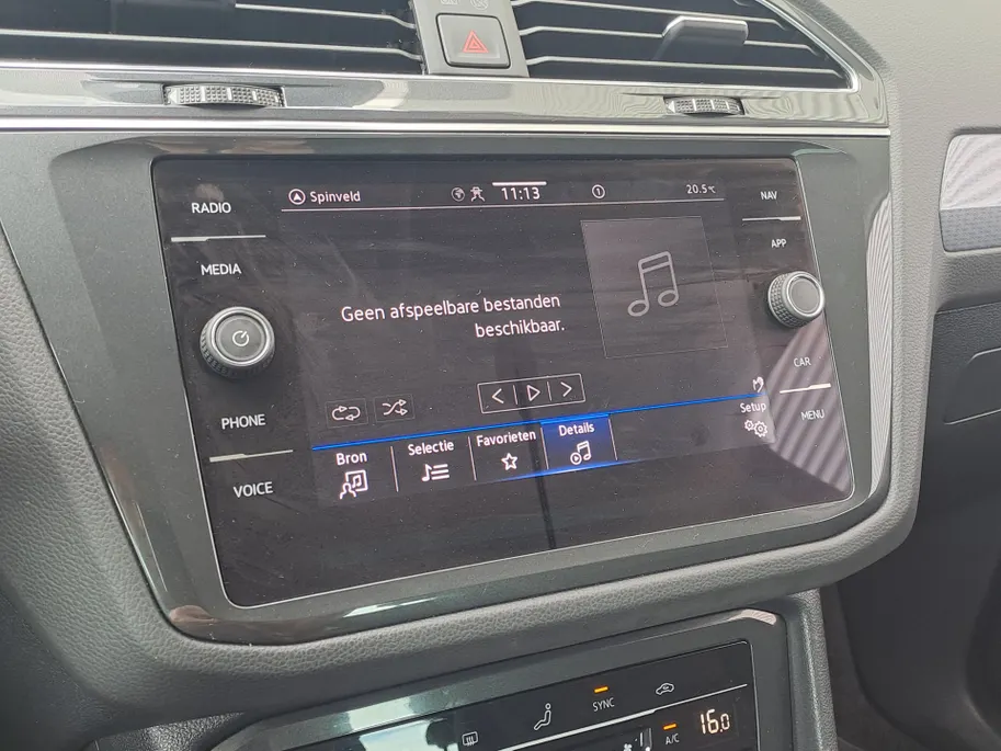 Volkswagen Tiguan 1.5 TSI Life Business | Cruise control adaptief | Navi | Camera | Apple carplay | Andriod Auto