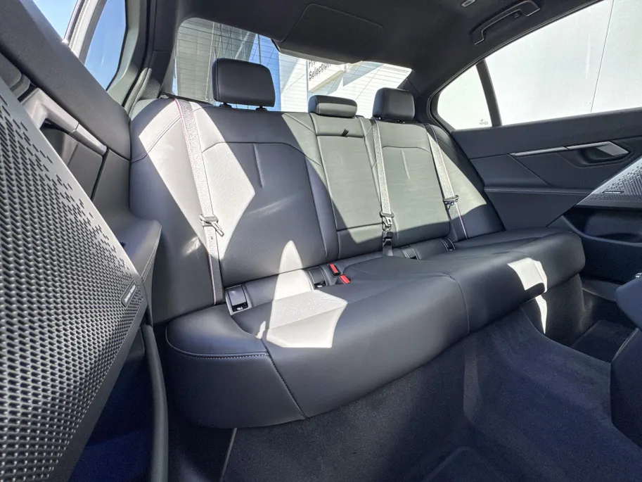 BMW 5 Serie Sedan 550e xDrive
