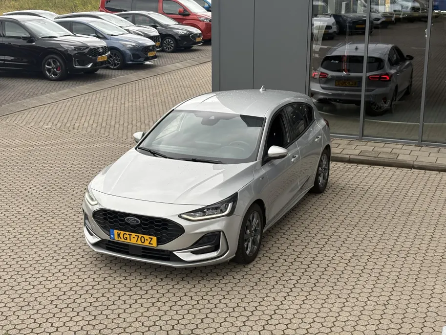 Ford Focus 1.0 EcoBoost Hybrid ST Line Hatchback | Winter Pack | Groot Scherm | Android Auto Apple Carplay