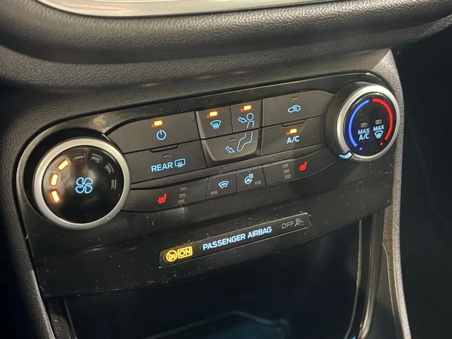 Ford Puma 125PK EcoBoost Titanium Automaat | 1ste Eigenaar | Verwarmde Voorruit | Stoel & Stuurwiel Verwarming | Cruise Control Adaptief | Camera | Parkeersensoren | Lichtmetalen Velgen | Dodehoek Detectie |
