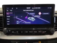Kia Ceed Sportswagon 1.0 T-GDi DynamicLine | All-season banden | BTW-auto | Achteruitrijcamera | Parkeersensoren voor- en achter | Navi | Apple/Android Carplay | Cruise & Climate control | NAP
