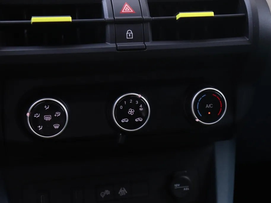 Fiat Grande Panda 1.2 Hybrid 100 PK Icon | Pack Style | Automaat