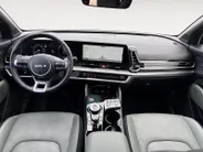Kia Sportage 1.6 T-GDi Hybrid Dark Edition | Camera | Stuurverwarming | Stoelverwarming voor + achter | Apple Carplay / Android Auto | LMV | LED |