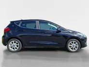 Ford Fiesta 1.0 EcoBoost Hybrid Titanium | Winterpack | Climate Control | Parkeersensoren | 15' Lichtmetaal | DAB+ | Cruisecontrol |