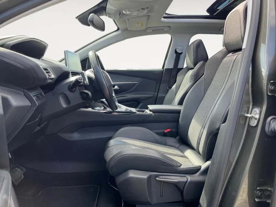 Peugeot 3008 1.2 PureTech Allure | Schuif/Kantel Dak | Automaat | Apple/Android Carplay | Half Leder | Climate Control | Navigatie |