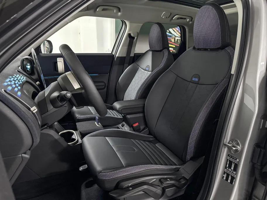 MINI Countryman C