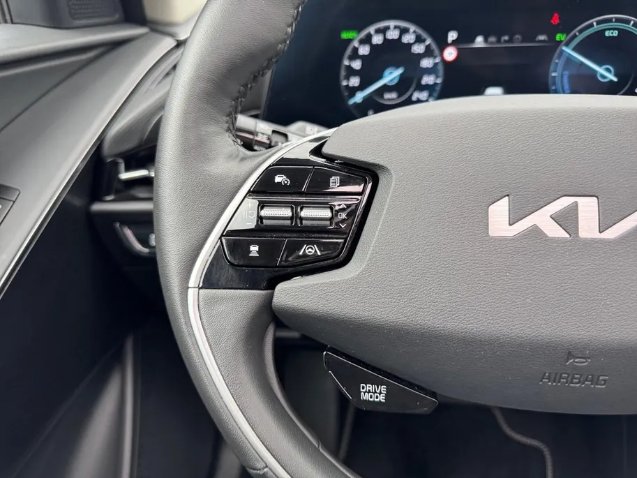 Kia Niro 1.6 GDi Hybrid DynamicPlusLine | Head up display | Elektrische achterklep | Stoel-en stuurverwarming | Lederen bekleding | Schuif/kantel dak | Parkeersensoren v +a