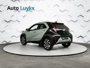 Toyota Aygo X 1.0 VVT-i S-CVT Pulse Plus Automaat | Keyless Entry | Parkeersensoren voor + achter | 17'' L.M. Velgen