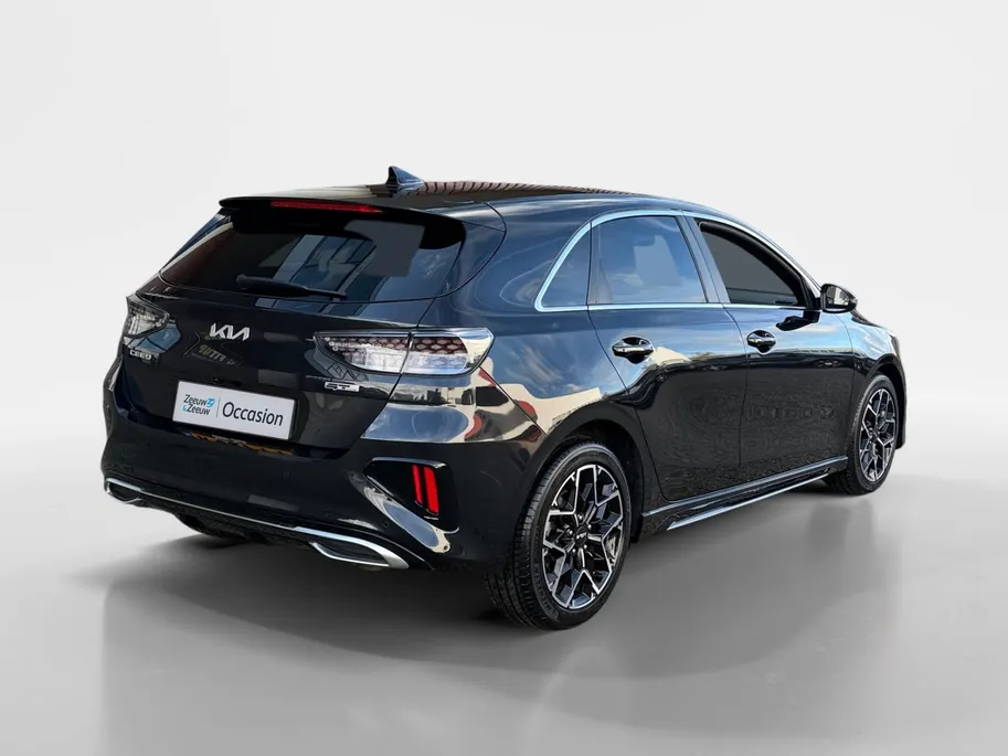 Kia Ceed 1.0 T-GDi GT-Line | Panorama schuifdak | Navigatie | Camera | Apple Carplay / Android auto | Stoelverwarming/ Stuurverwarming | Cruise control | Lichtmetalen Velgen |