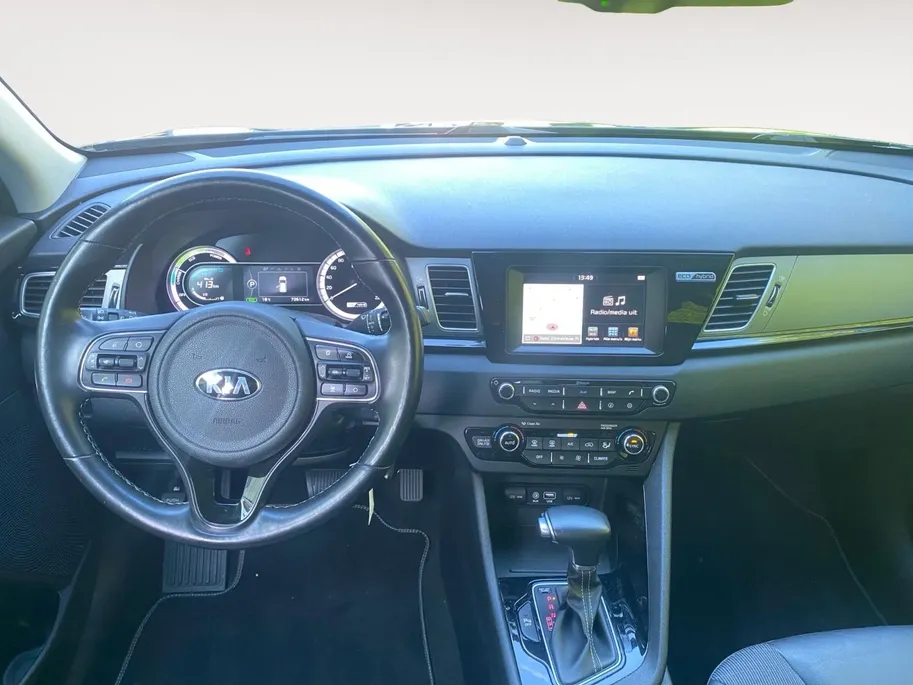 Kia Niro 1.6 GDi Hybrid Style Edition | Climate Control | Trekhaak | Navigatie | Parkeercamera | Stoel + stuurverwarming |