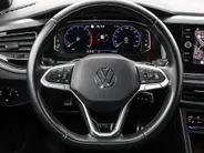 Volkswagen Polo 1.0 TSI 110pk DSG R-Line · Camera · Matrix LED · Stoelverwarming · Apple/Android Car Play · Sportstoelen · 16'Velgen · Stoelverwarming ·