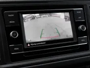 Volkswagen Bedrijfswagens Crafter 30 2.0 TDI 140pk DSG L3H3 Trendline · Camera · Trekhaak · Side Bars · Cruise Control · Apple/Android Car Play · DAB Radio · Garantie t/m 04-09-2028 of 120.000km
