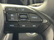 Toyota Yaris Cross 1.5 Hybrid Dynamic | Navigatie | 17'' L.M. Velgen | Adaptieve Cruise Control