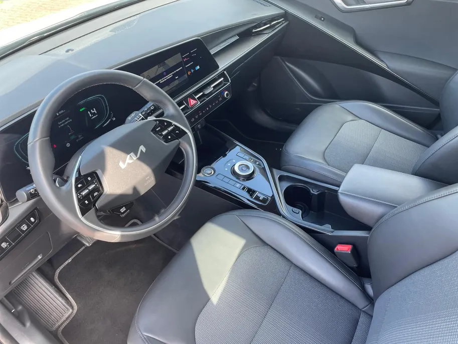 Kia Niro 1.6 GDi Hybrid ComfortLine *Automaat*Navi+Camera*Climate Control*Adapt. Cruise Control*LM.Velgen*Nette auto!