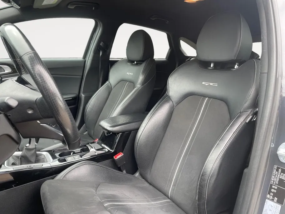 Kia ProCeed 1.0 T-GDI GT-Line | Climate control | Navigatie | Cruise control | Stoel + Stuur verwarming
