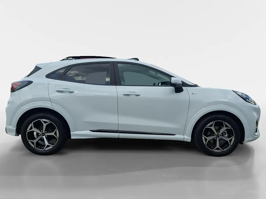 Ford Puma ST-Line | Stoel- stuur en voorruitverwarming | Trekhaak | Kantel / schuifdak | Adaptieve led koplampen | All weather banden