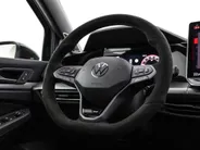Volkswagen Golf GTI Clubsport Edition 50 2.0 325 PK 7 versn. DSG · Assistance Pakket Plus · Leder Pakket 'Vienna' · Multimedia Pakket Plus · Panoramaschuif-kanteldak · Stuurwiel, verwarmd, multifunctioneel en met ArtVelours bekleed ·