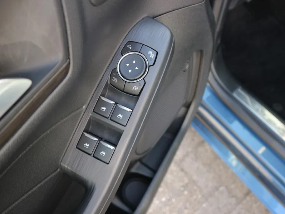 Ford Kuga 2.5 PHEV Vignale | TREKHAAK | PANO | WINTER | HUD | ADAP CRUISE | BLIS |