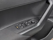 Volkswagen Polo 1.0 TSI 95pk Life Business · Camera · Keyless · Apple/Android Car Play · P-Sensoren · Stoelverwarming · 15'' Inch · Garantie t/m 30-09-2028 of 100.000km