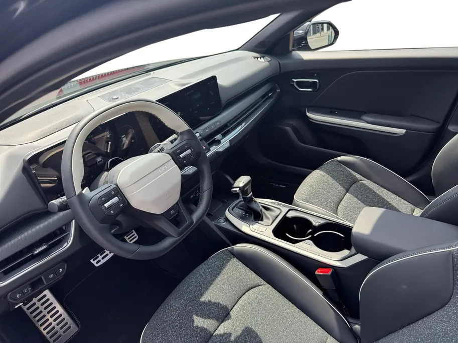 Kia K4 Sportswagon 1.0 T-GDi MHEV GT-Line Launch Edition (pano) Dodehoekassistentie | Kruisend verkeersassistentie achter | Uitstapwaarschuwing | Stoel + stuurwielverwarming